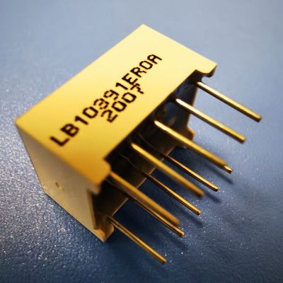 Giá tốt. Hiển thị đèn LED màu đỏ siêu sáng Đơn số 0,39 inch 7 phân khúc Công thức chung cho bảng điều khiển trực tuyến